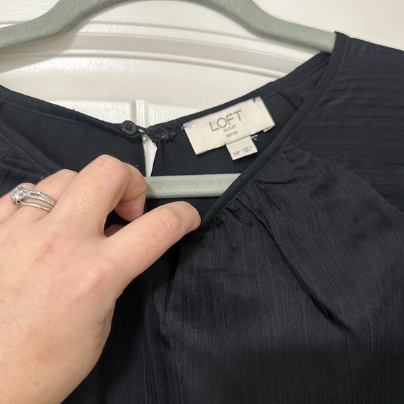 LOFT Women's Elegant Black Blouse - Picture 2 of 3